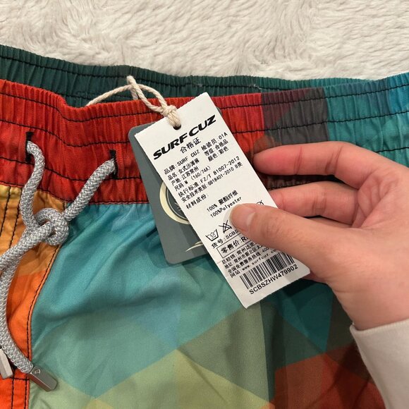NWT Surf Cuz - Rainbow Diamond Pattern Board Shorts - M - Picture 6 of 13